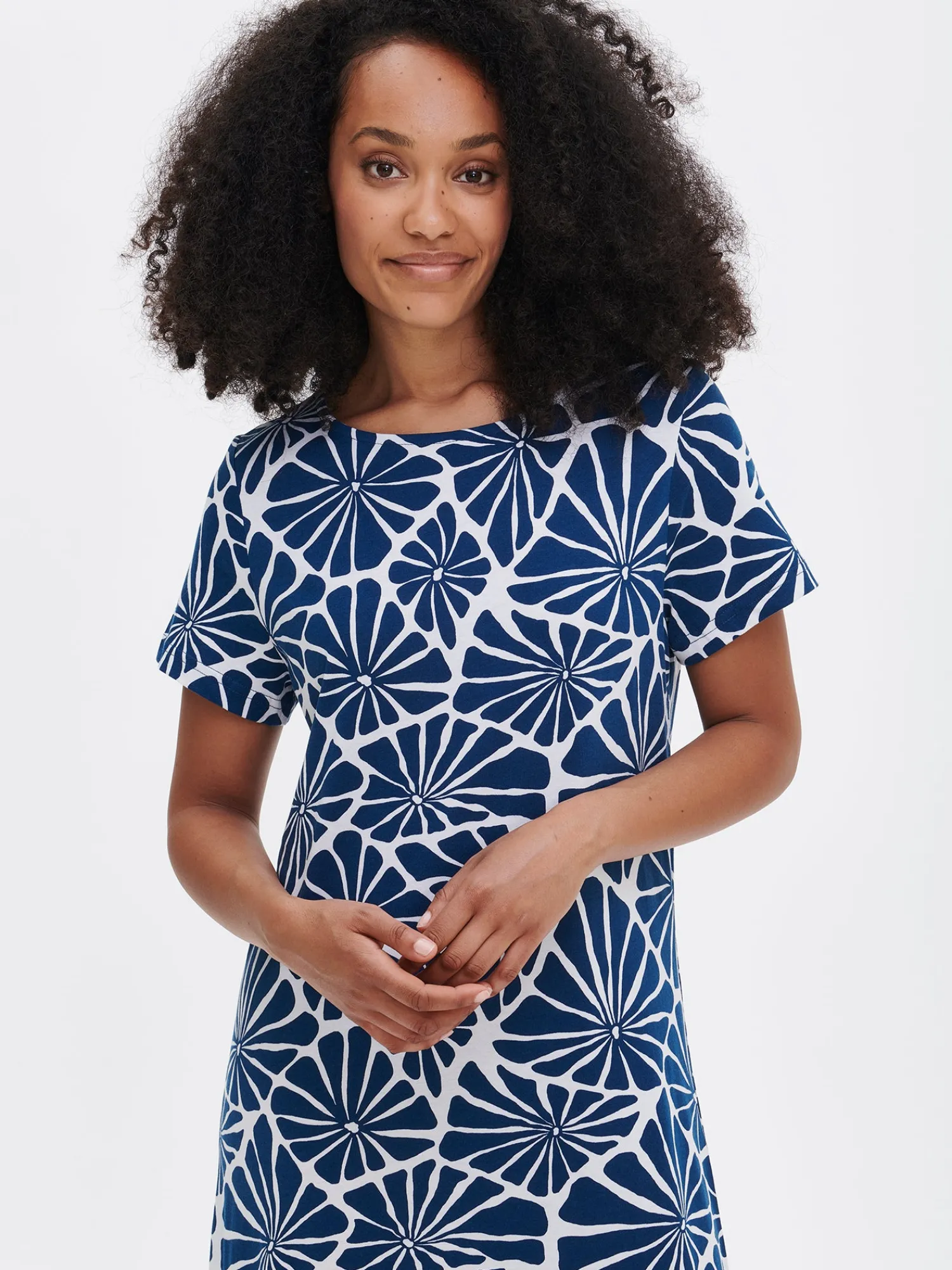 Nanso Yöasut Ja Oloasut*ARALIA pitkä yöpaita -