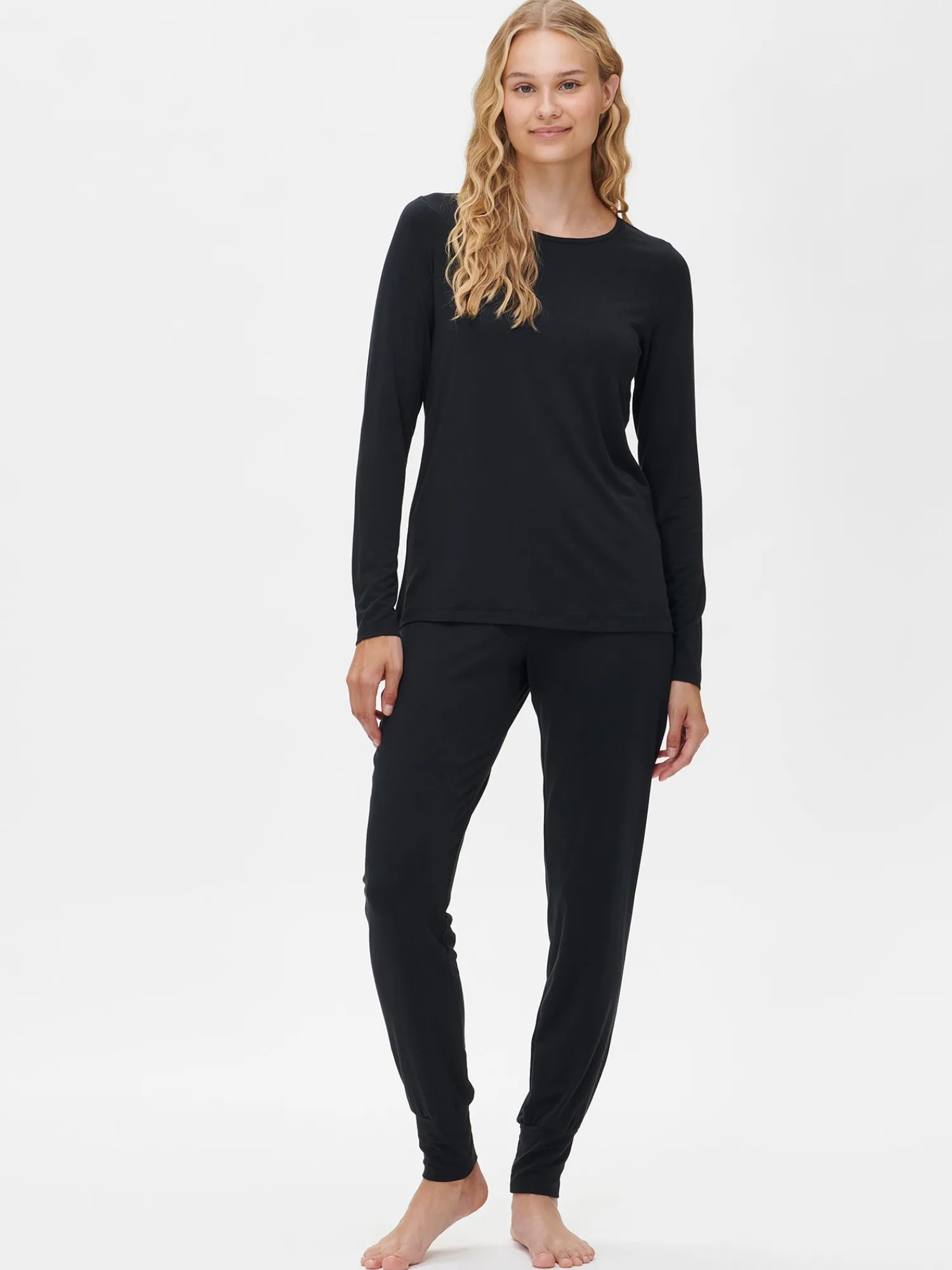 Nanso Yöasut Ja Oloasut*HENTO pitkähihainen paita -