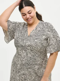 Nanso Pellavavaatteet|Mekot*JÄLKI midi kangasmekko - musta-luonnonvalkoinen