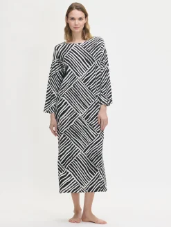 Nanso Yöasut Ja Oloasut*KAISLI kaftaani -