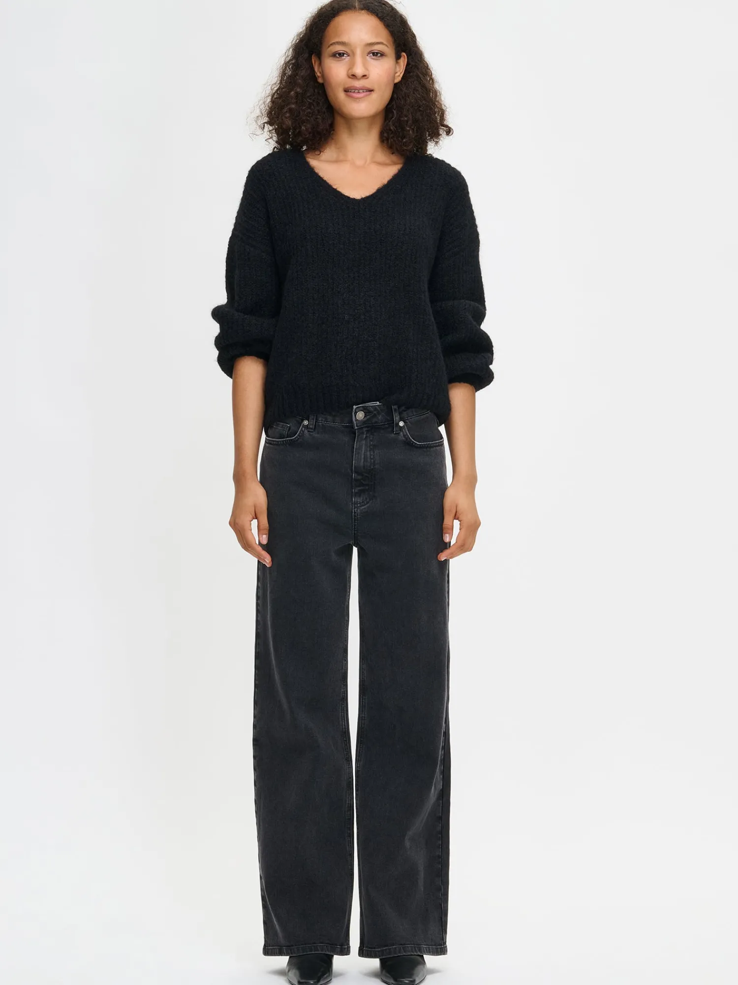 Nanso Neuleet*KARAMELLI neulepusero V-pääntiellä -