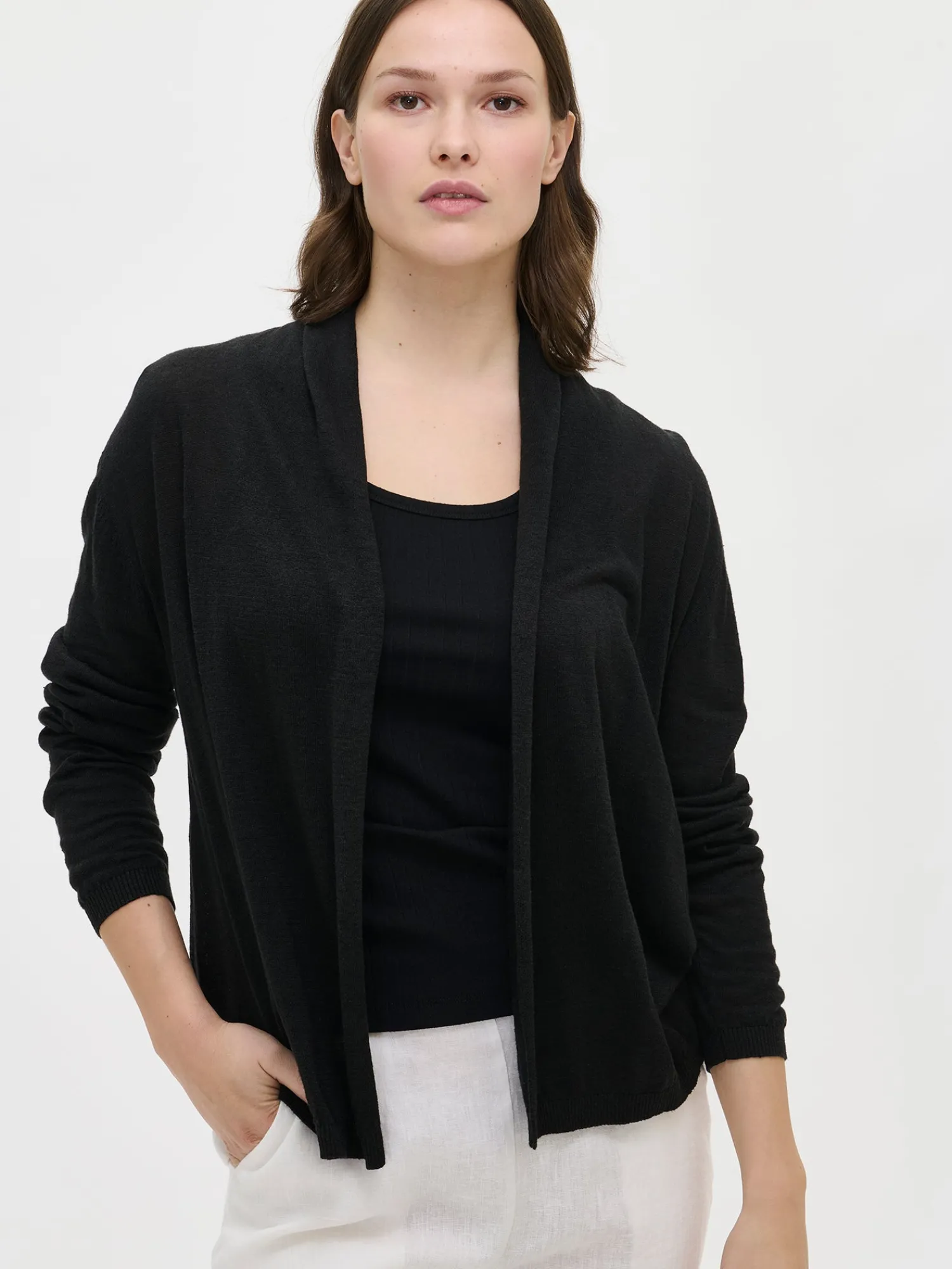 Nanso Neuleet*KARINA lyhyt neuletakki -