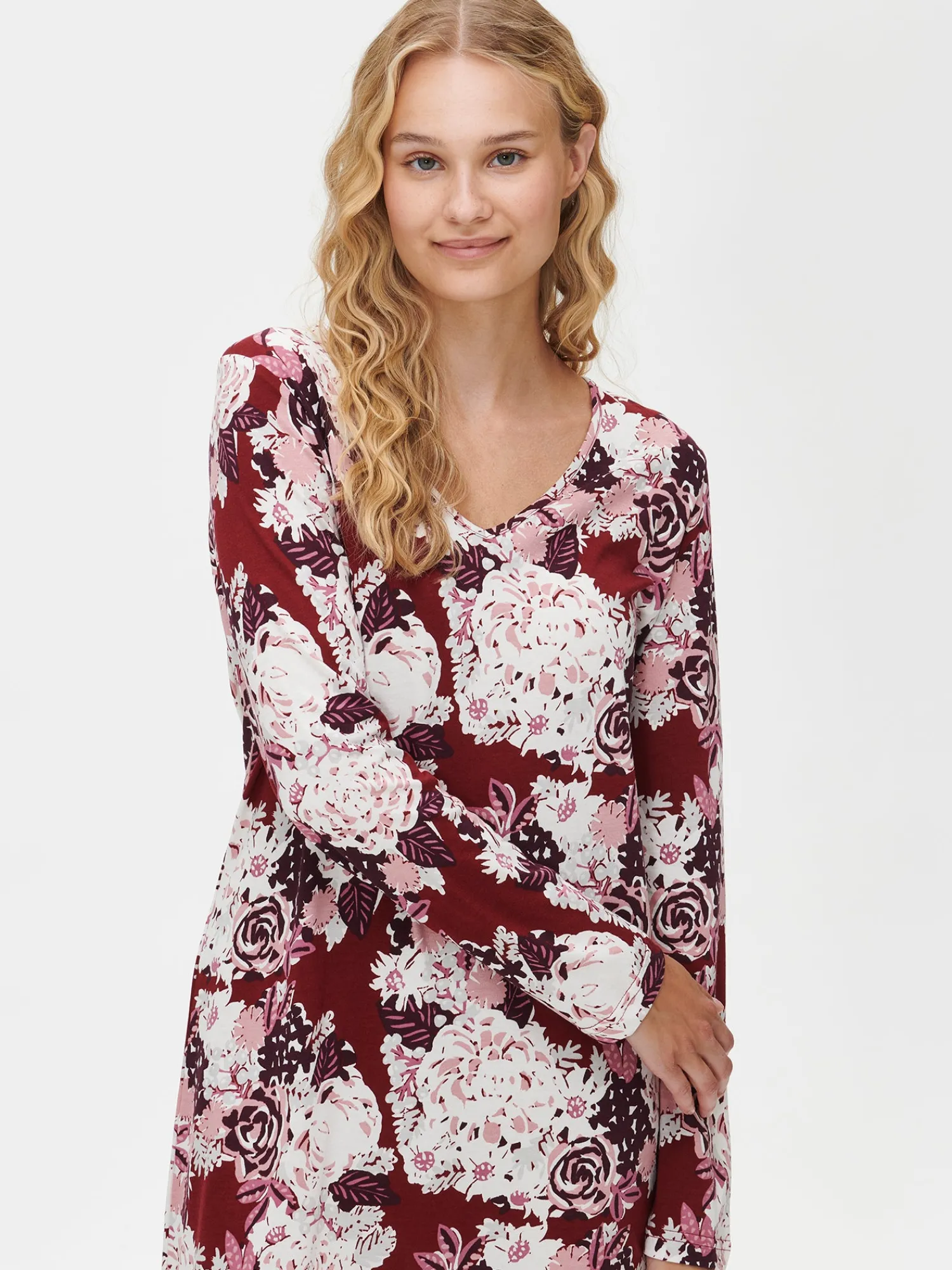 Nanso Yöasut Ja Oloasut*KRANSSI lyhyt yöpaita -