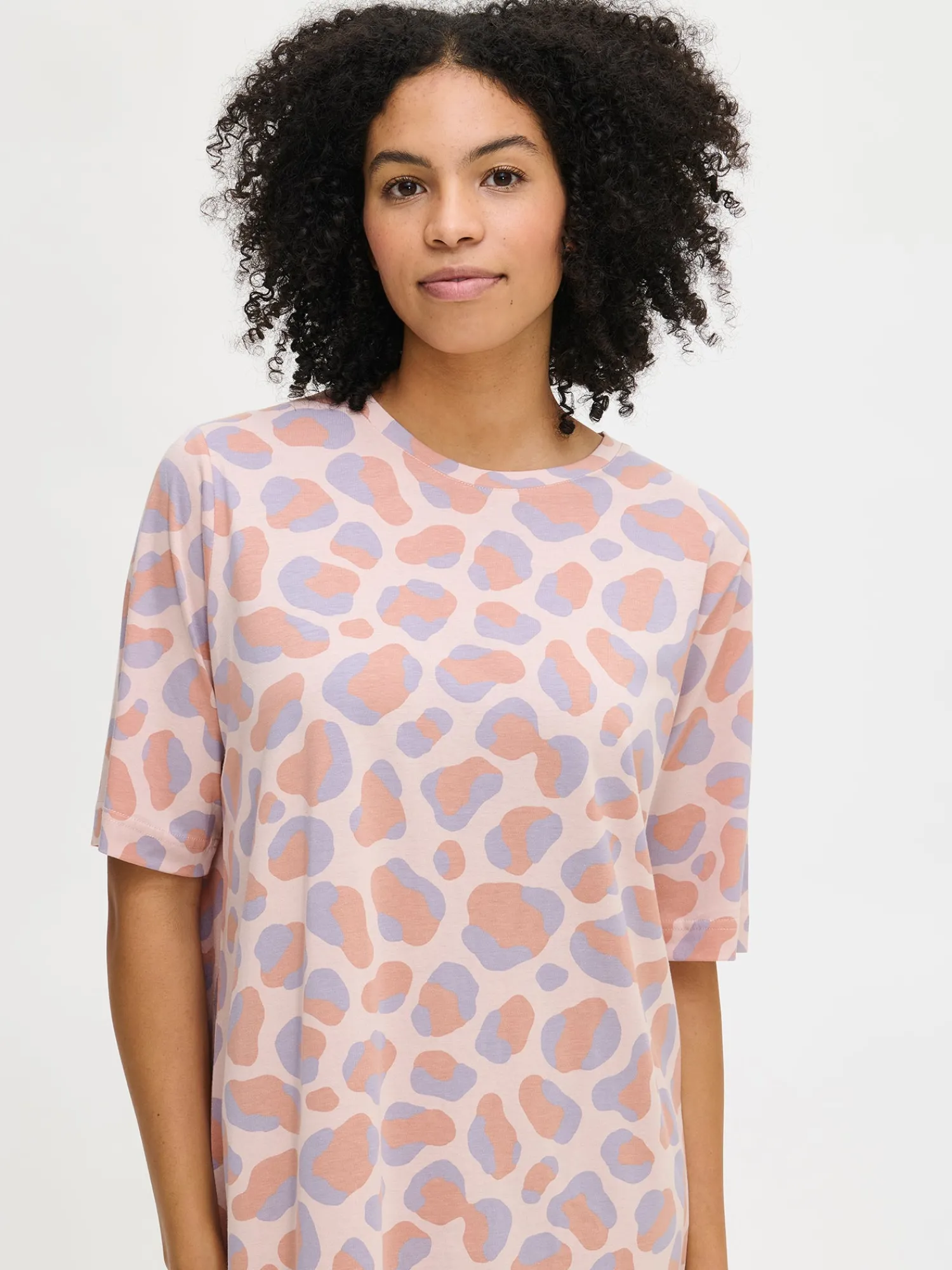 Nanso Yöasut Ja Oloasut*PANTTERI lyhyt yöpaita -