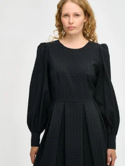 Nanso Mekot*RELIEFI pitkä mekko -