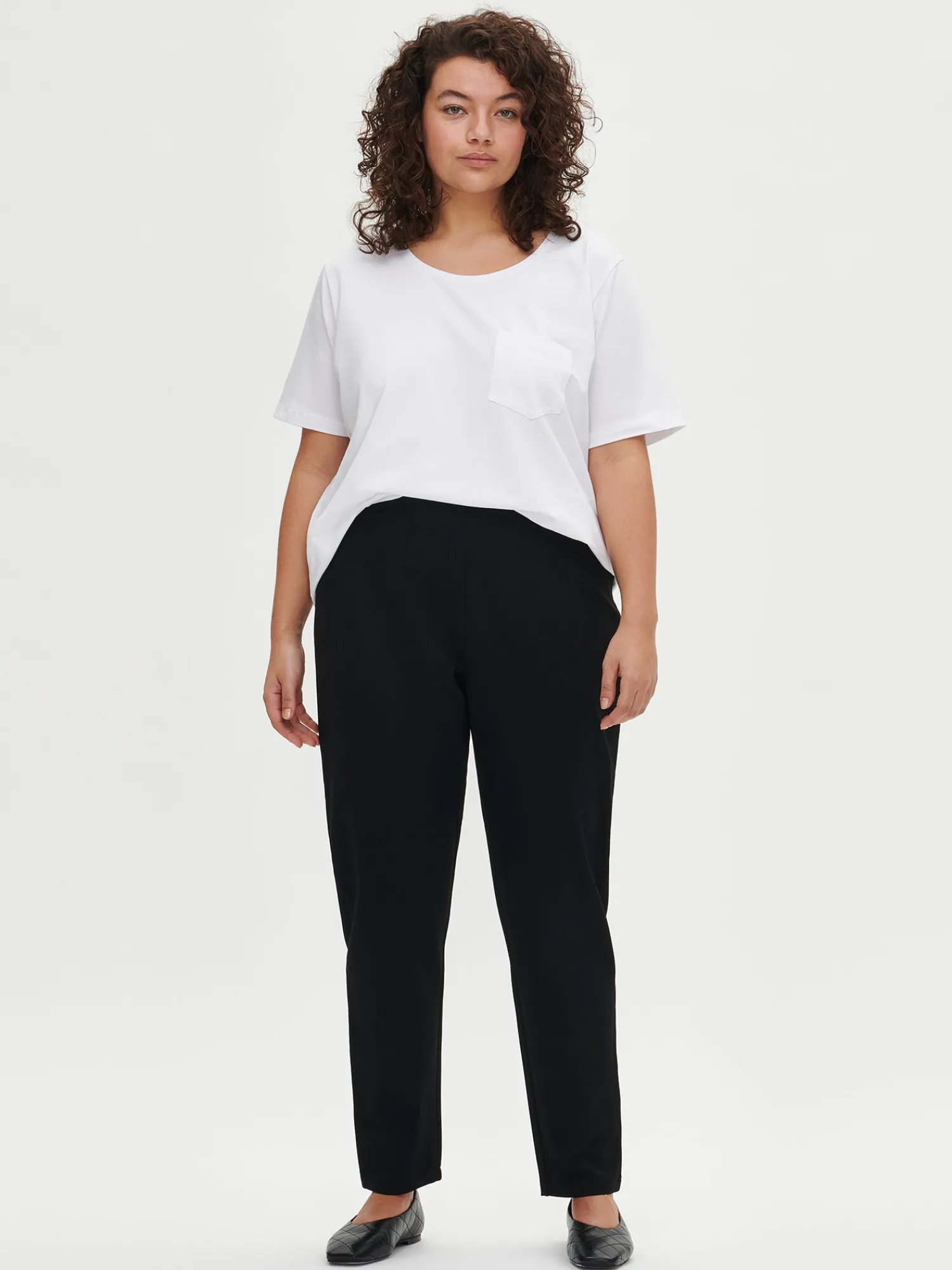 Nanso Basics|Paidat Ja Tunikat*TASKU t-paita -