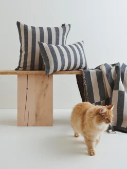 Nanso Tyynynpäälliset, Torkkupeitot Ja Viltit*TIE tyynyliina -