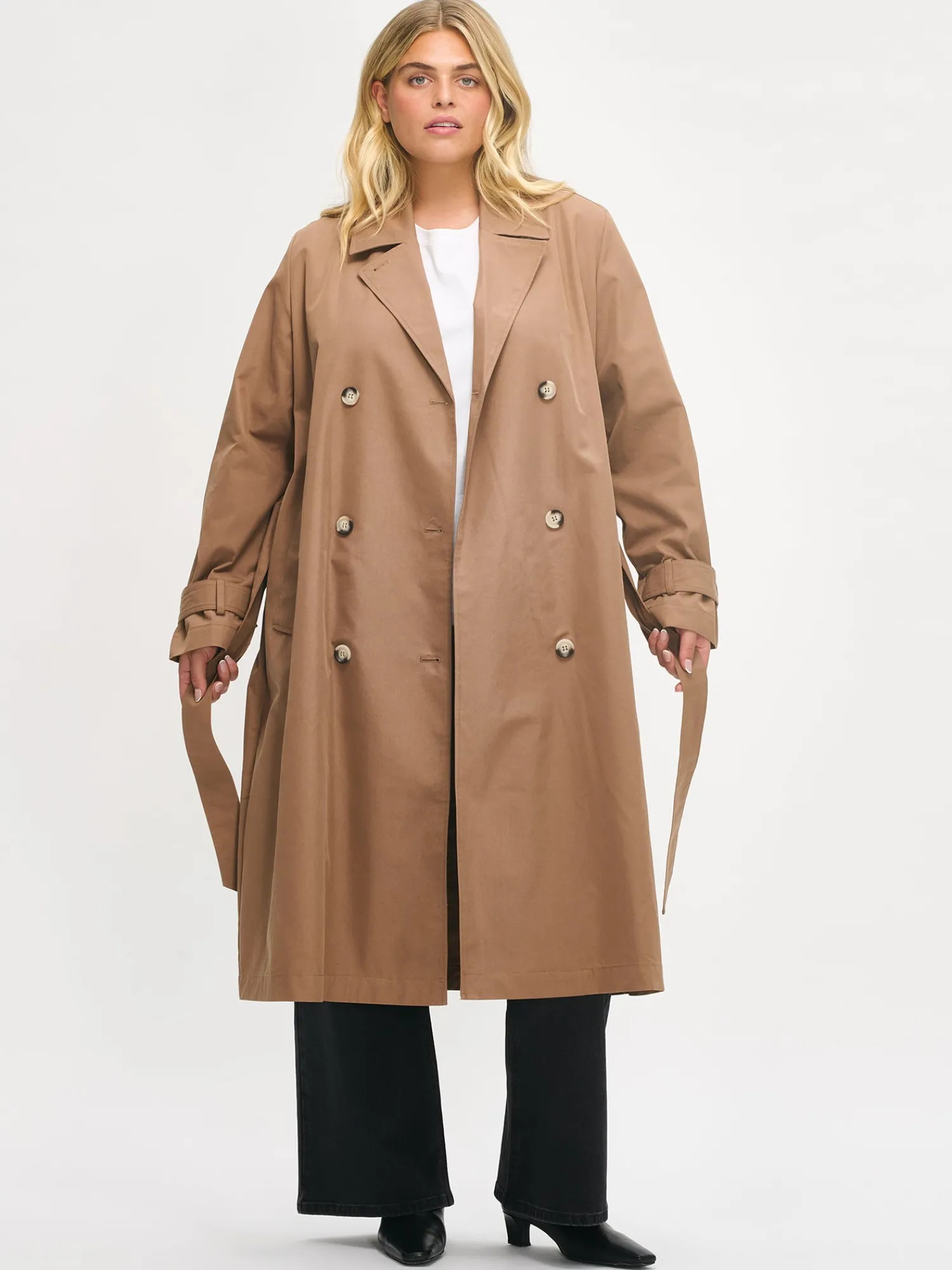 Nanso Takit, Jakut Ja Liivit*TRENSSI takki -