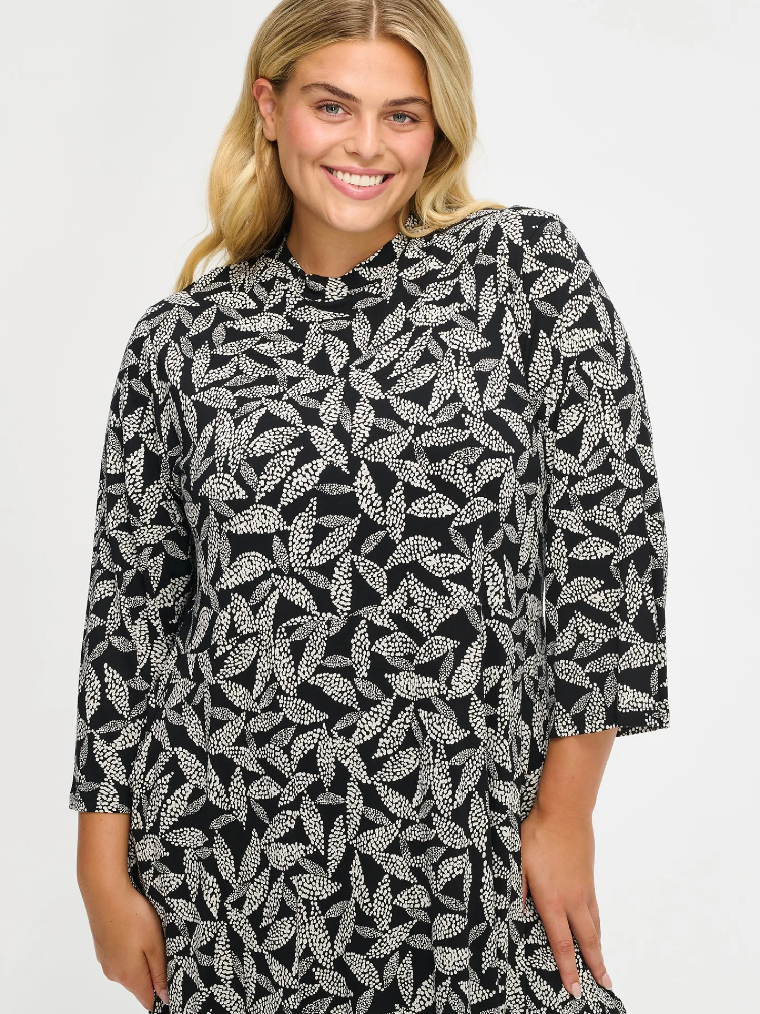 Nanso Mekot*TRIINE trikoomekko -