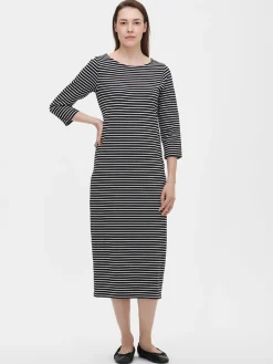 Nanso Mekot*VAAKA pitkä neulosmekko -